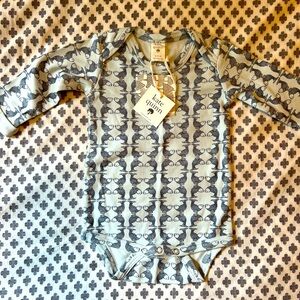 Kate Quinn long sleeve